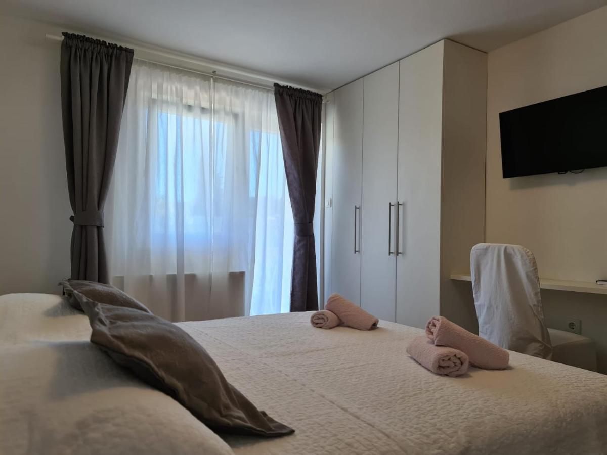 Apartments Juric Brodarica  Dış mekan fotoğraf