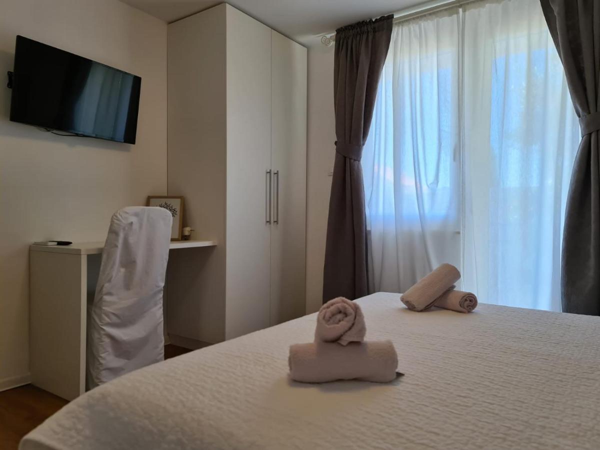 Apartments Juric Brodarica  Dış mekan fotoğraf