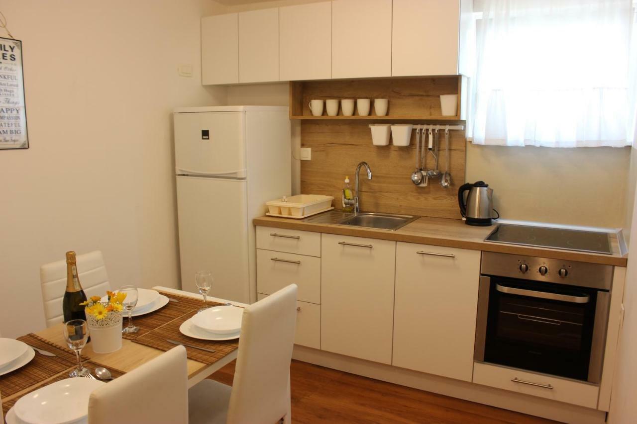 Apartments Juric Brodarica  Dış mekan fotoğraf